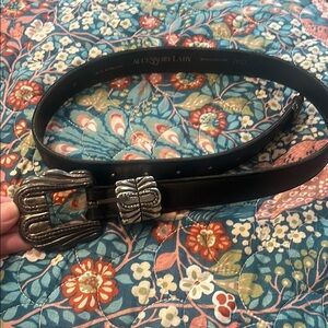 Accessory Lady Black Belt with Silver Buckle